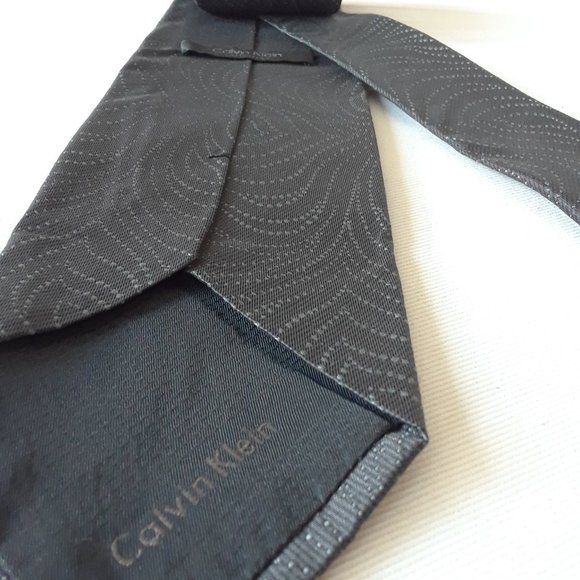 Calvin Klein. Silk Tie Pattern. Charcoal & Grey - Picture 5 of 9
